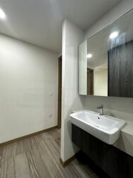 Lakeville (D22), Condominium #564131091